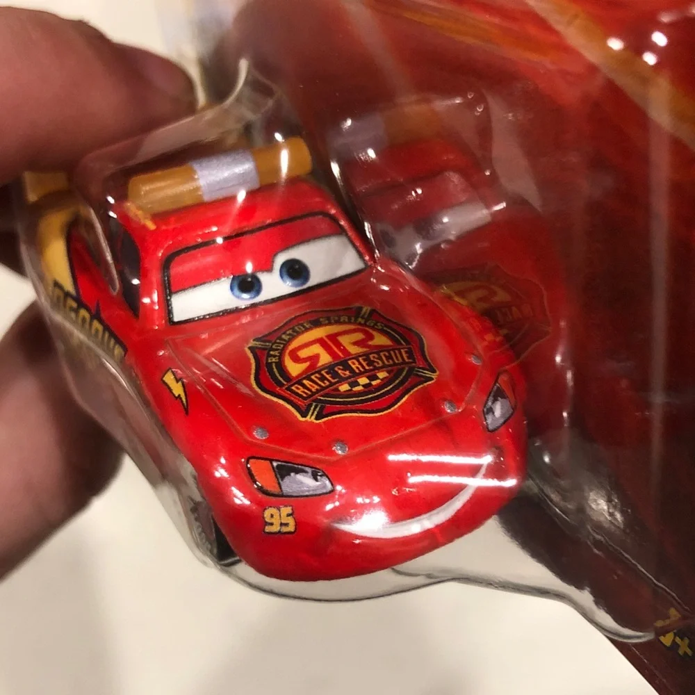 Mattel Disney Pixar Car Lighting McQueen Rescue Car